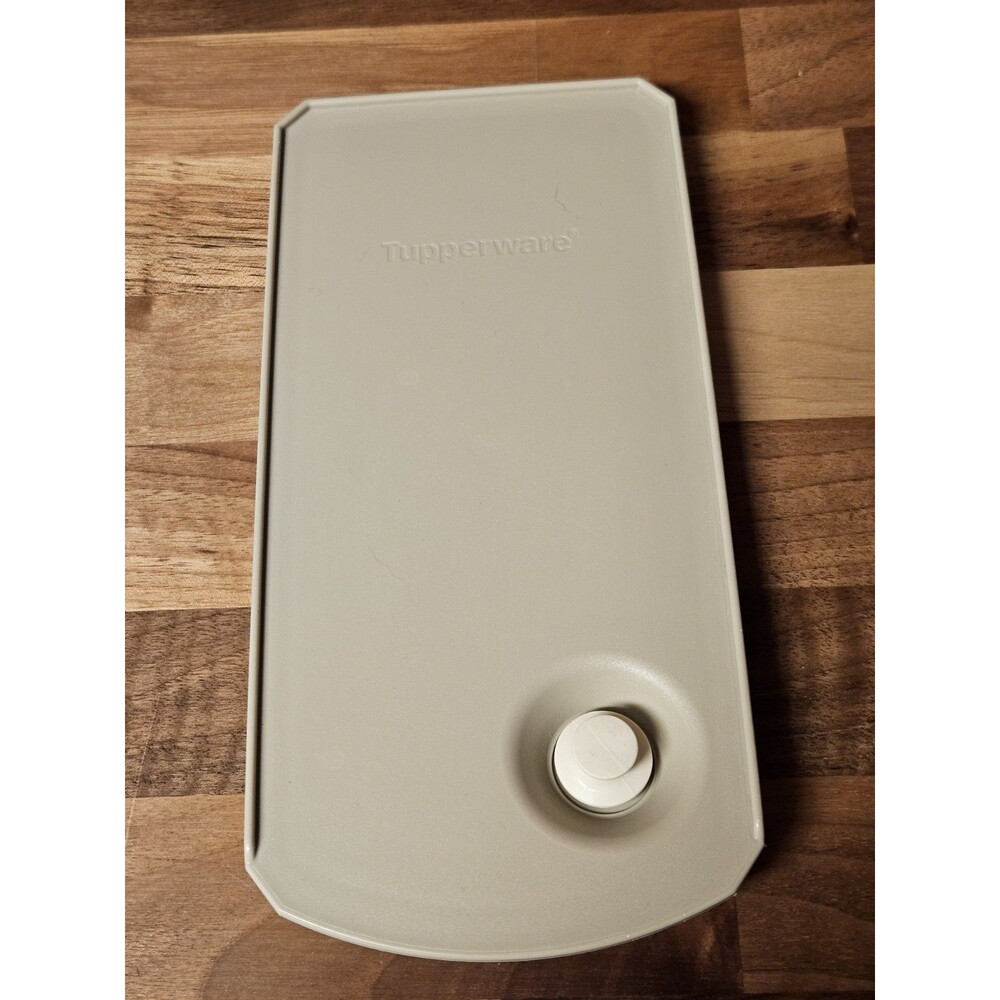 Tupperware Shelf Smart Canister Hazelnut 8" Replacement Lid Only #5198A EUC